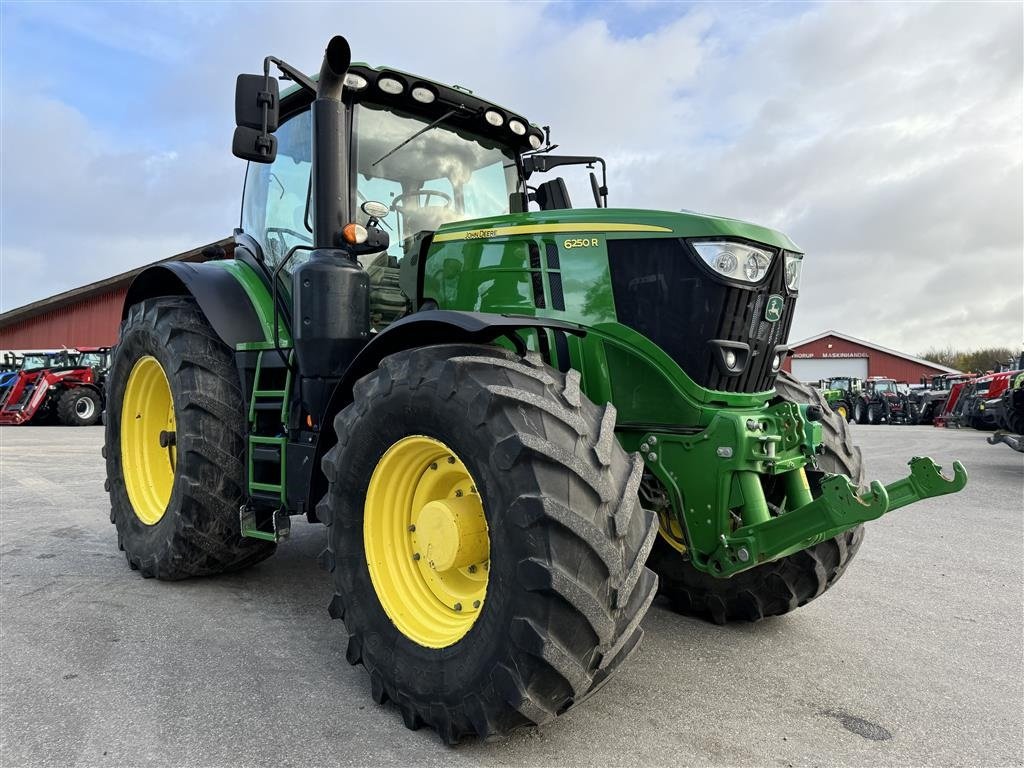 Traktor van het type John Deere 6250R KUN 5800 TIMER OG COMMANDPRO!, Gebrauchtmaschine in Nørager (Foto 6)