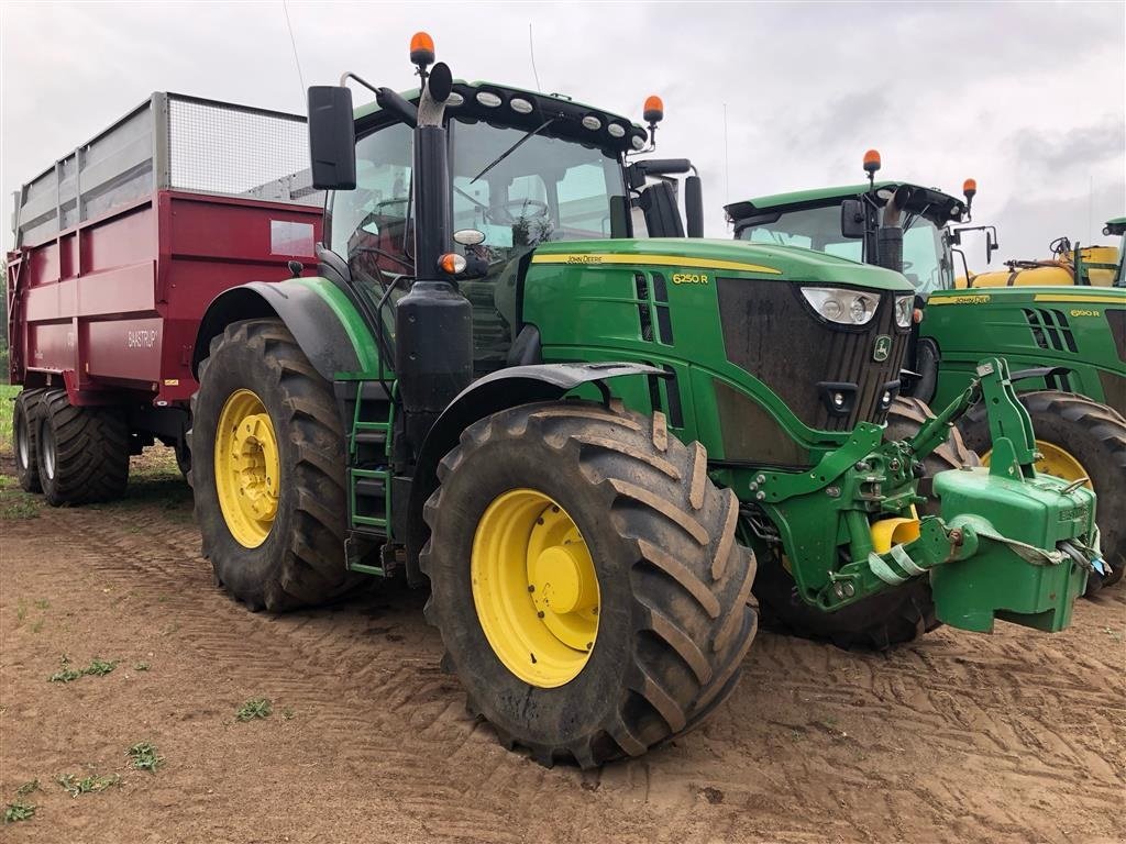 Traktor tip John Deere 6250R Ultimate Edition Command Pro, Gebrauchtmaschine in Tønder (Poză 4)