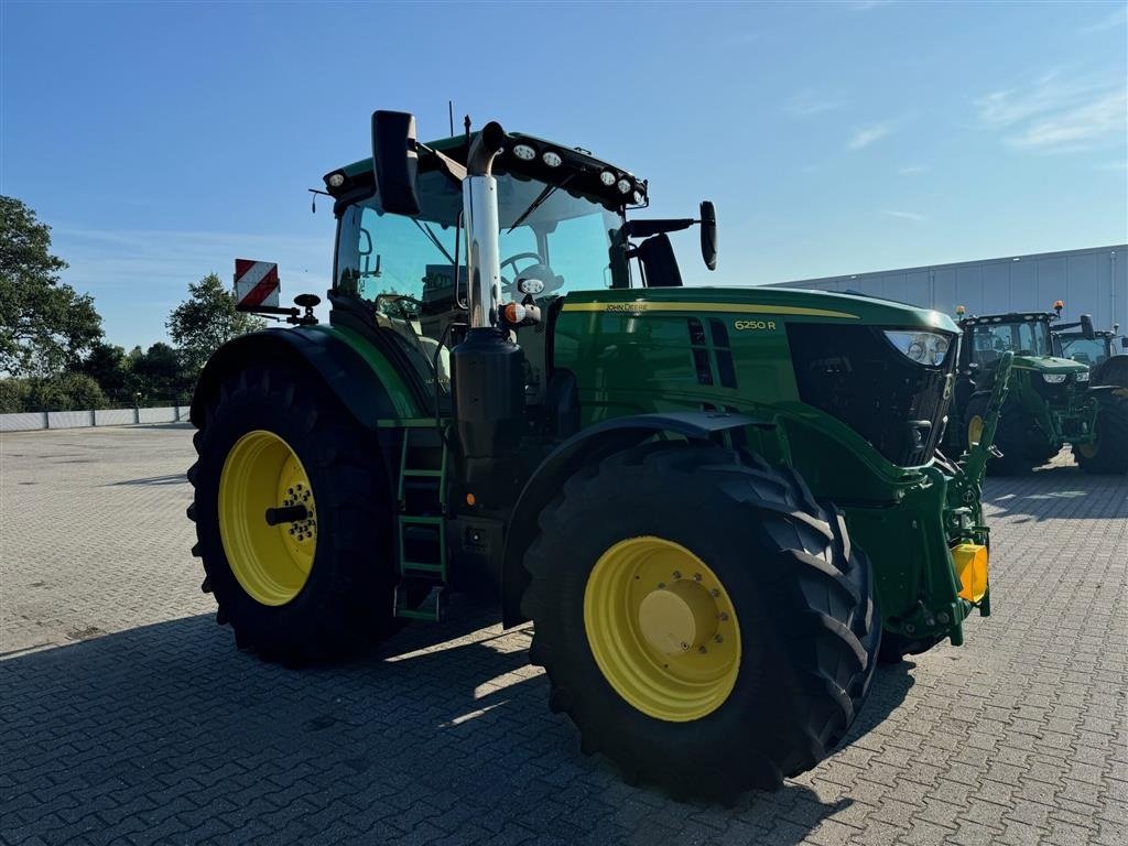 Traktor Türe ait John Deere 6250R Ultimate Edition Frontlift og PTO, Gebrauchtmaschine içinde Storvorde (resim 2)