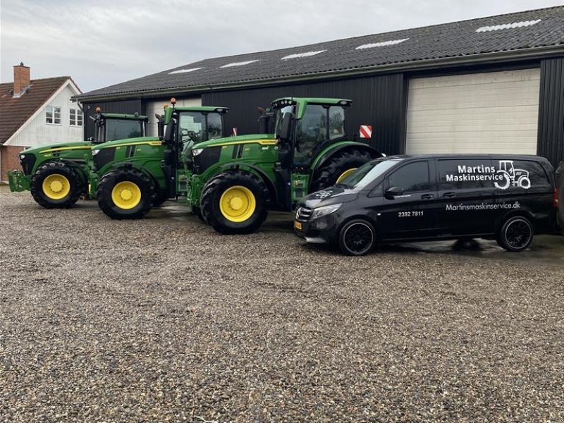 Traktor типа John Deere 6250R Ultimate Edition PÅ VEJ HJEM, Gebrauchtmaschine в Storvorde (Фотография 1)