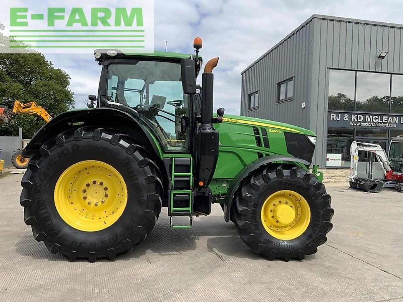 Traktor tip John Deere 6250r ultimate edition tractor, Gebrauchtmaschine in SHAFTESBURY (Poză 11)