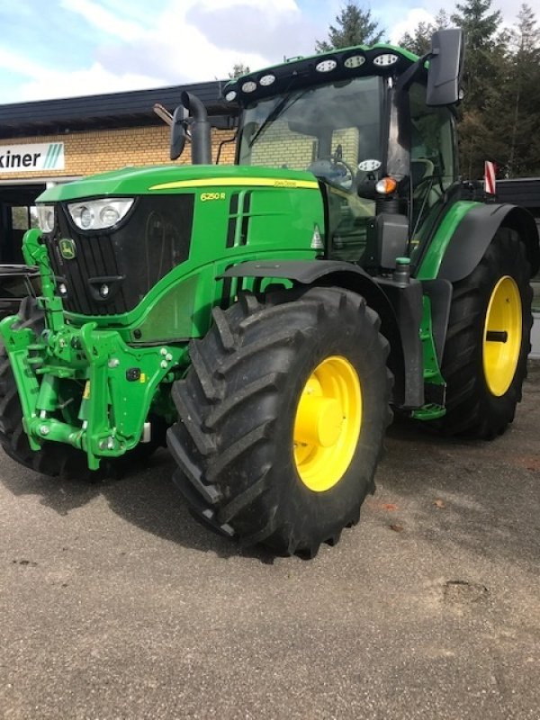 Traktor typu John Deere 6250R ULTIMATE  Frontlift, Gebrauchtmaschine v Toftlund (Obrázek 1)