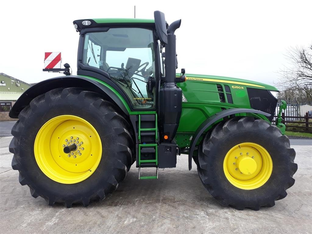 Traktor typu John Deere 6250R ULTIMATE  Frontlift, Gebrauchtmaschine w Toftlund (Zdjęcie 2)