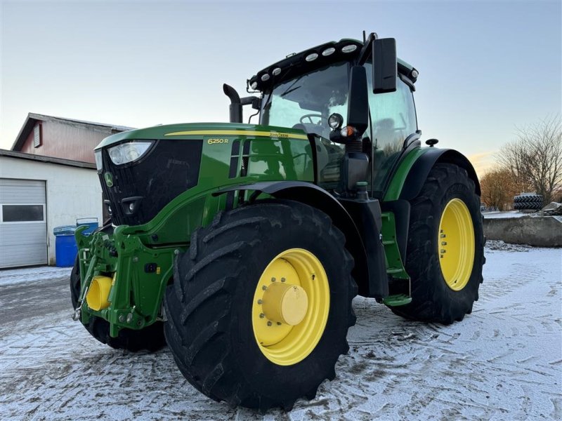 Traktor Türe ait John Deere 6250R ULTIMATE  KUN 3200 TIMER OG COMMANDPRO!, Gebrauchtmaschine içinde Nørager