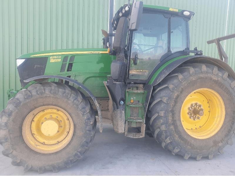 Traktor a típus John Deere 6250R, Gebrauchtmaschine ekkor: Richebourg (Kép 1)