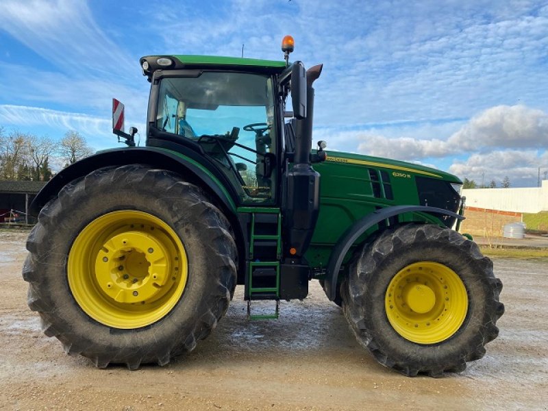 Traktor del tipo John Deere 6250R, Gebrauchtmaschine In LE PONT CHRETIEN (Immagine 4)