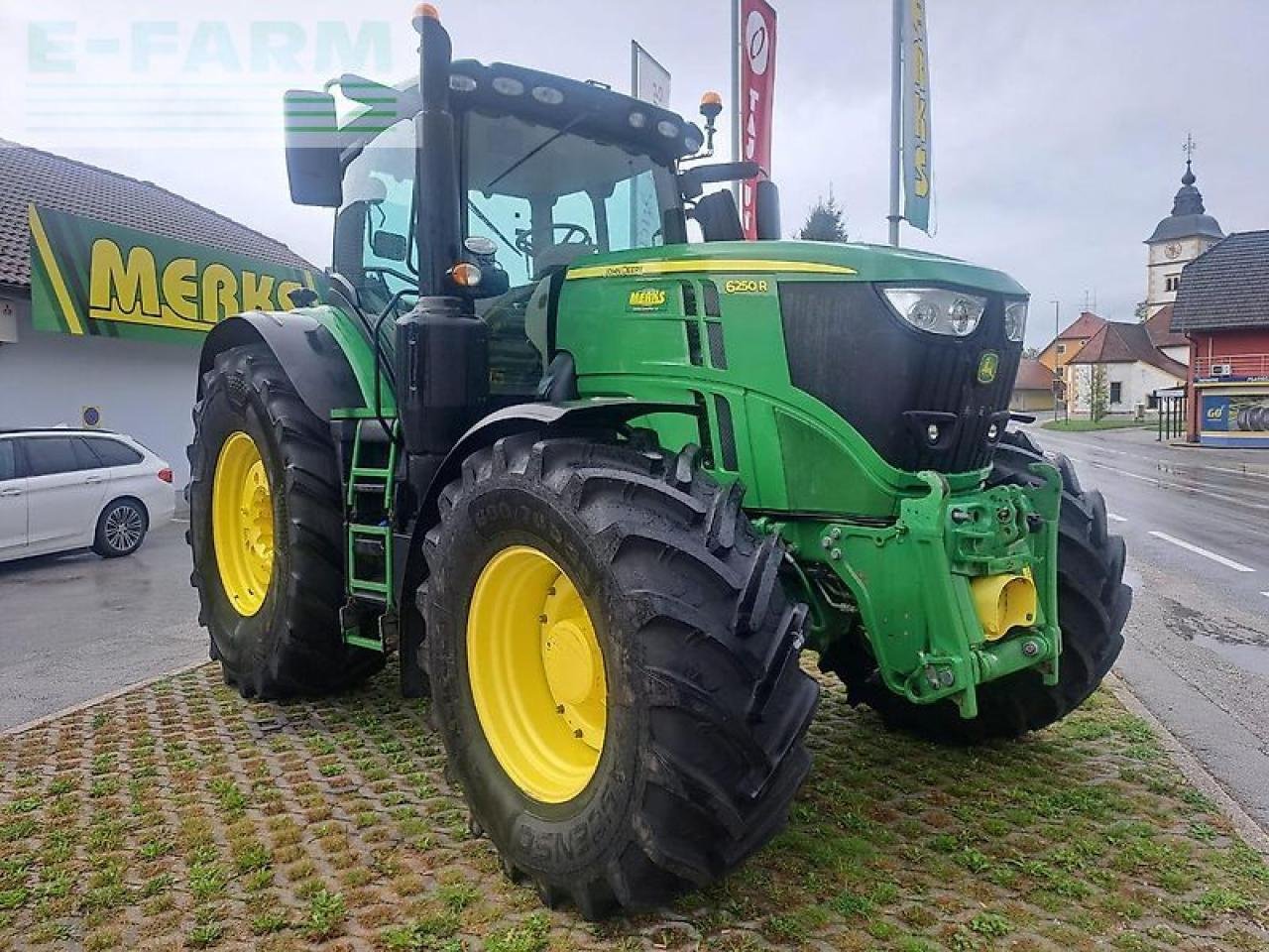 Traktor van het type John Deere 6250r, Gebrauchtmaschine in GROBELNO (Foto 3)