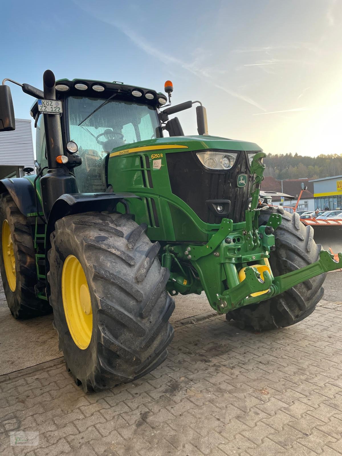 Traktor Türe ait John Deere 6250R, Gebrauchtmaschine içinde Bad Kötzting (resim 1)