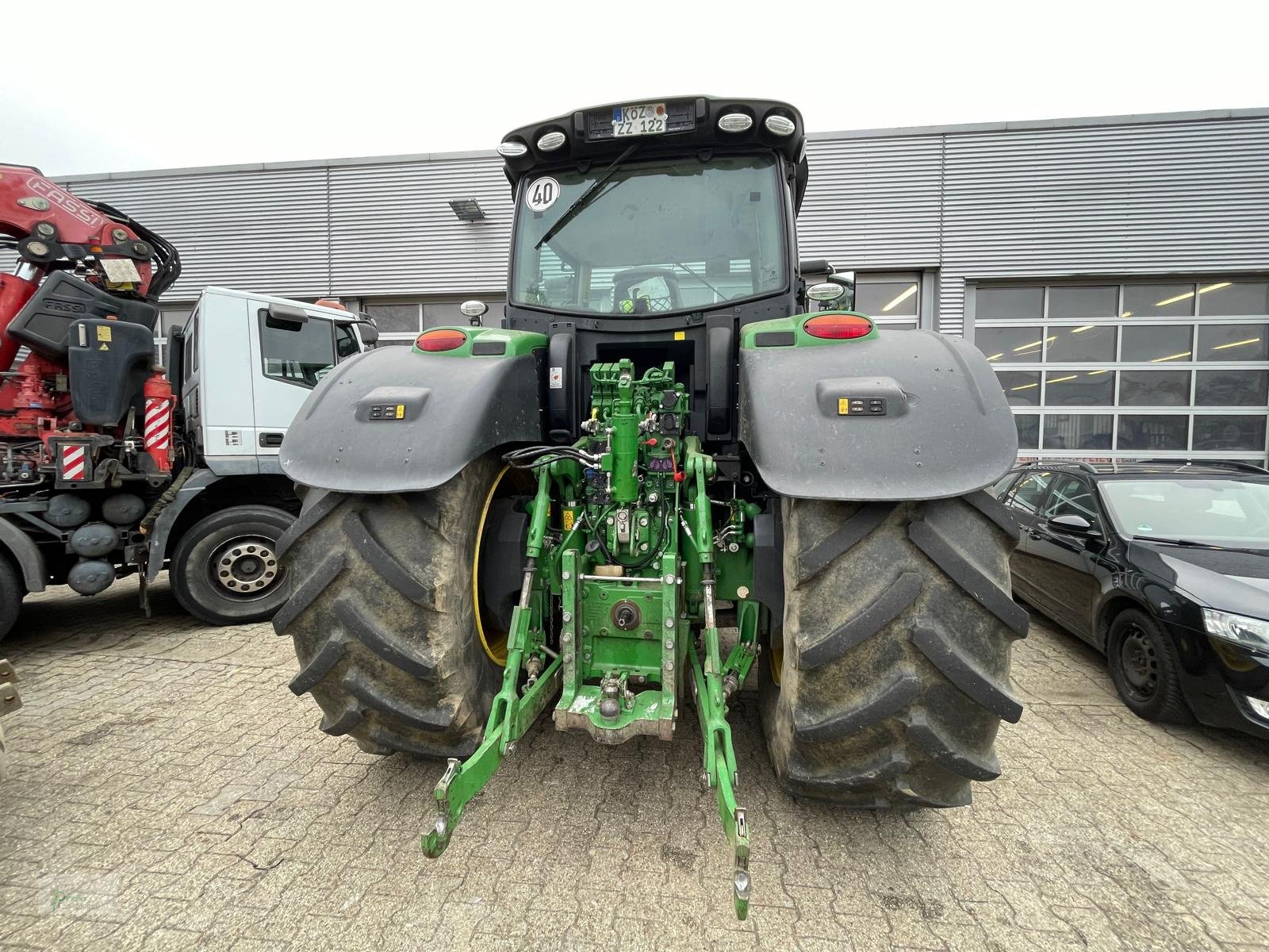 Traktor des Typs John Deere 6250R, Gebrauchtmaschine in Bad Kötzting (Bild 4)