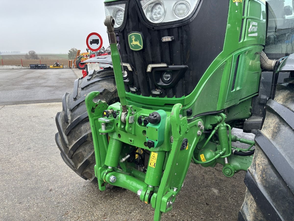 Traktor van het type John Deere 6250R, Gebrauchtmaschine in Starrein (Foto 12)