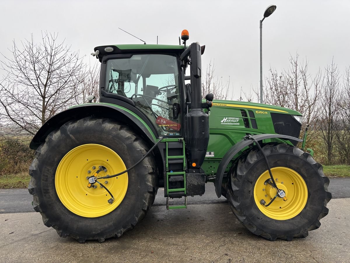 Traktor van het type John Deere 6250R, Gebrauchtmaschine in Starrein (Foto 8)