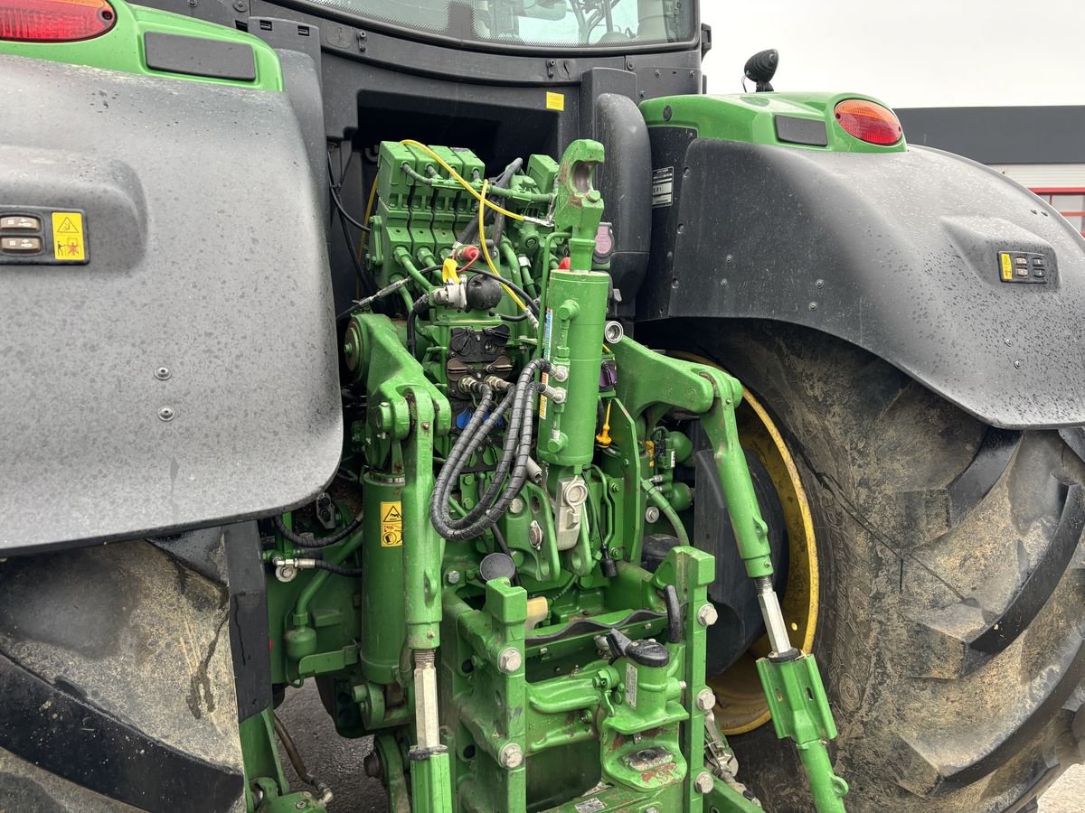 Traktor van het type John Deere 6250R, Gebrauchtmaschine in Starrein (Foto 22)