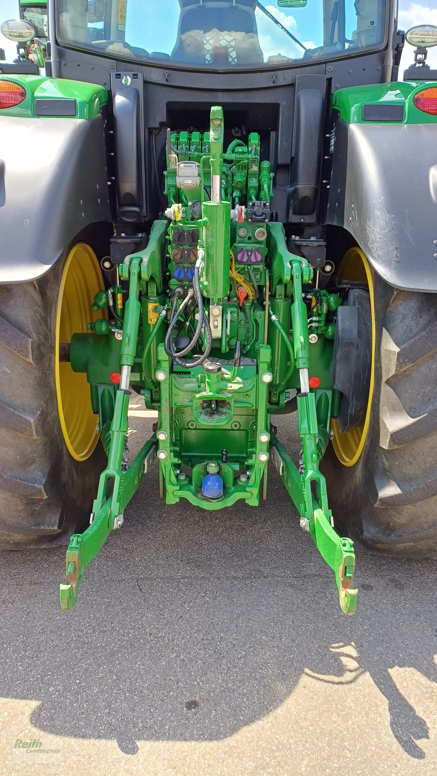 Traktor des Typs John Deere 6250R, Gebrauchtmaschine in Wolnzach (Bild 4)