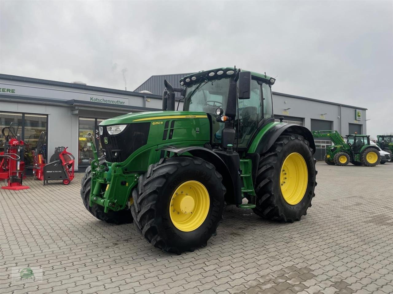 Traktor van het type John Deere 6250R, Gebrauchtmaschine in Teichröda (Foto 1)