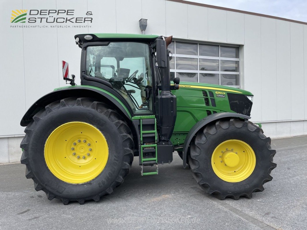 Traktor tip John Deere 6250R, Gebrauchtmaschine in Rietberg (Poză 4)