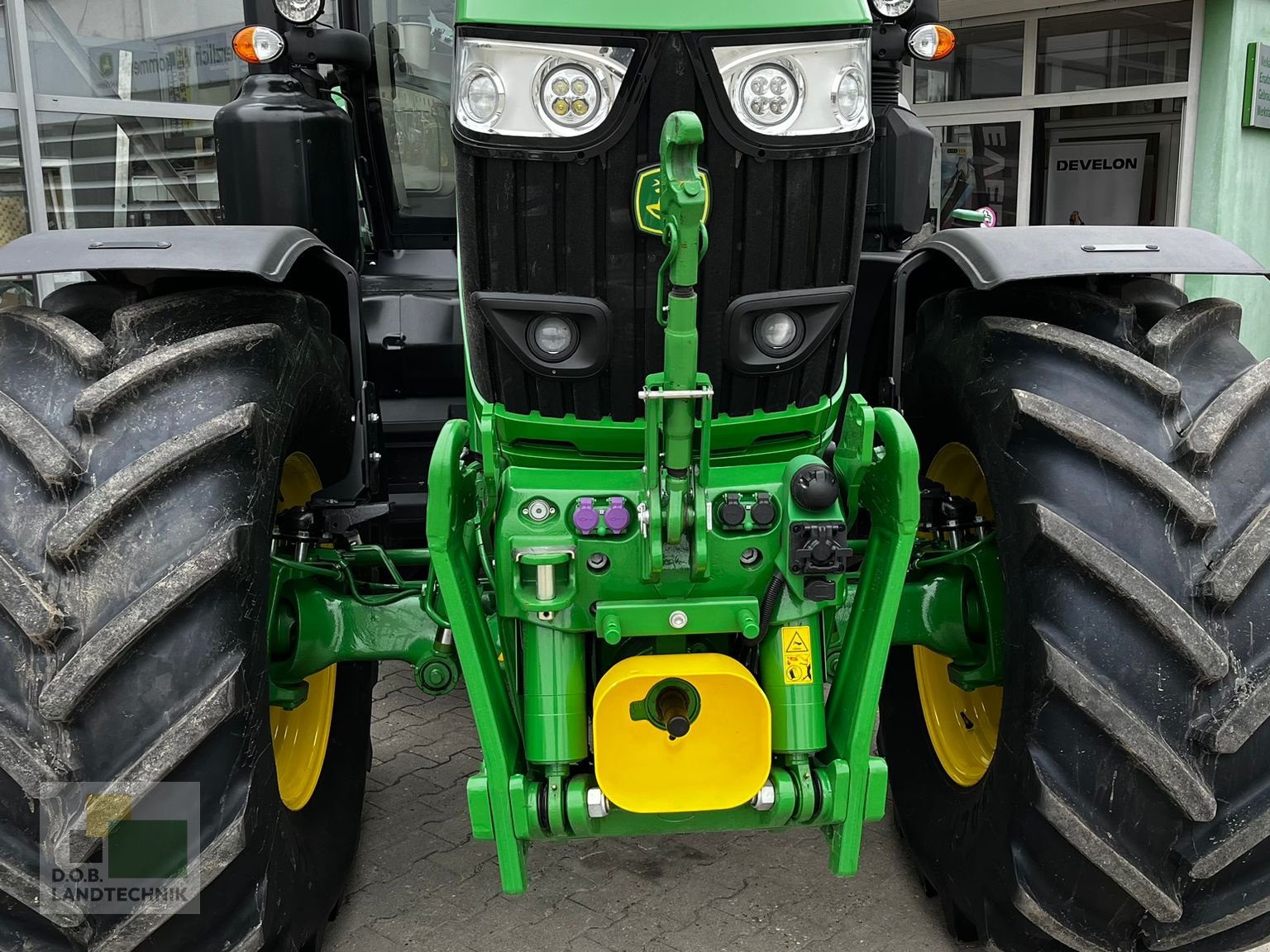 Traktor типа John Deere 6250R, Gebrauchtmaschine в Regensburg (Фотография 3)