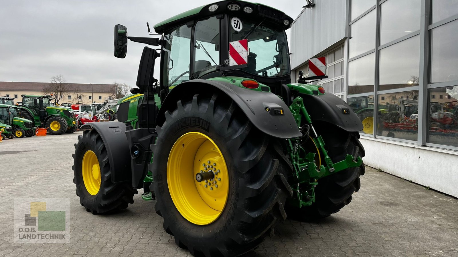 Traktor типа John Deere 6250R, Gebrauchtmaschine в Regensburg (Фотография 8)