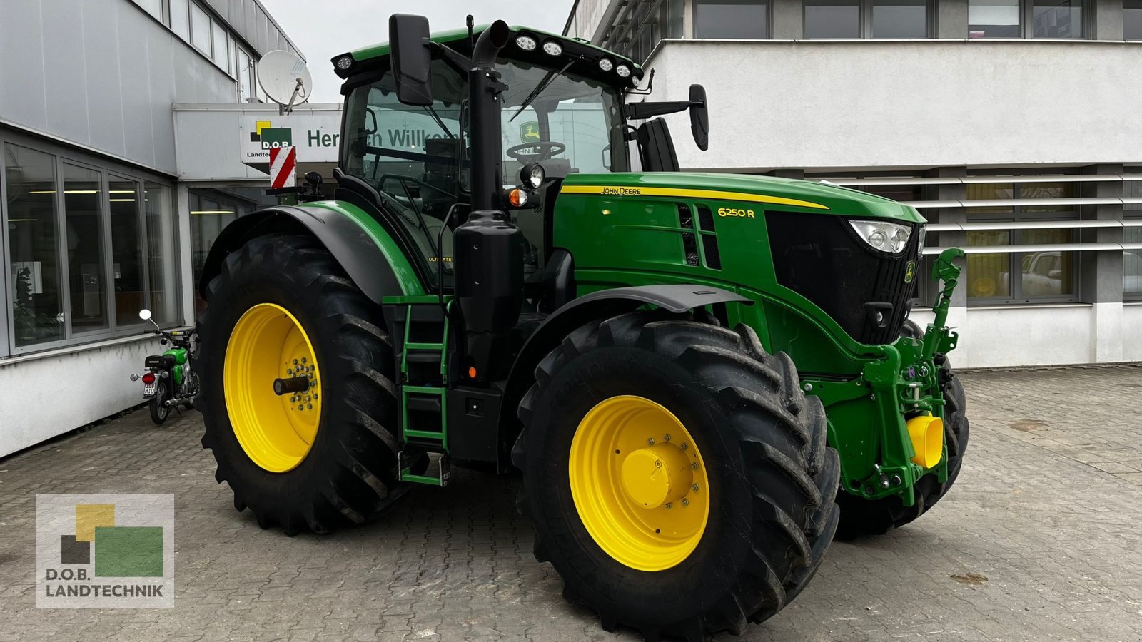 Traktor tip John Deere 6250R, Gebrauchtmaschine in Regensburg (Poză 4)