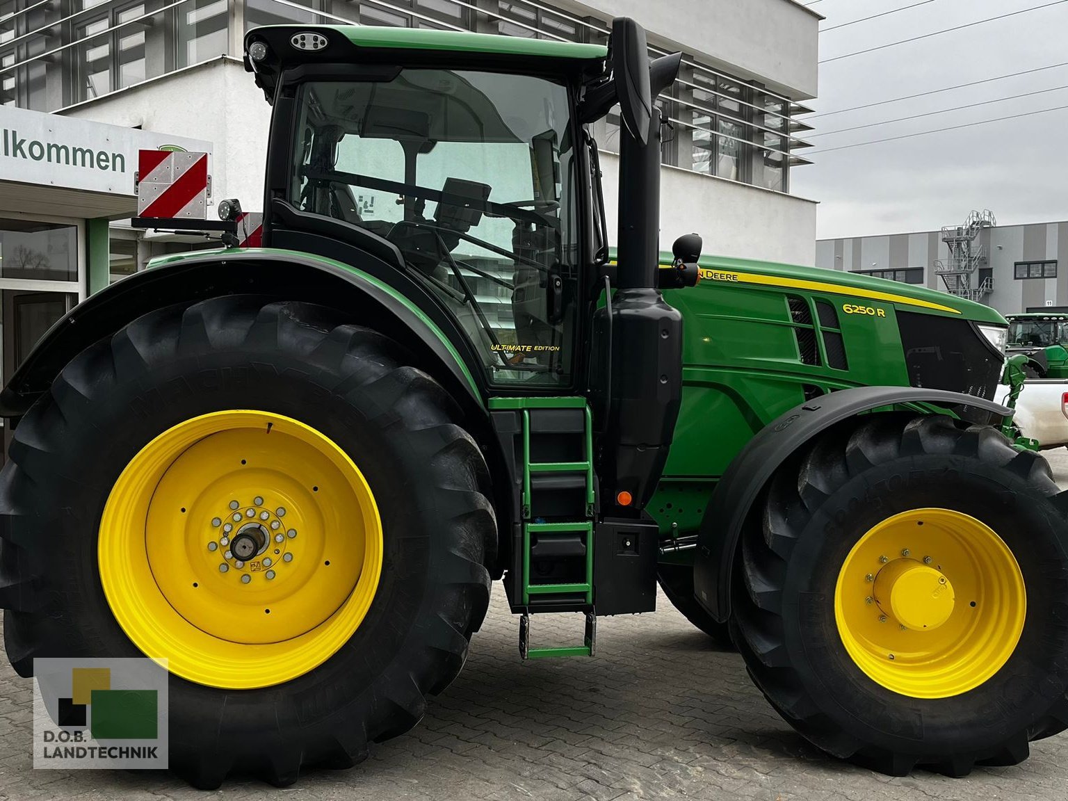 Traktor des Typs John Deere 6250R, Gebrauchtmaschine in Regensburg (Bild 5)