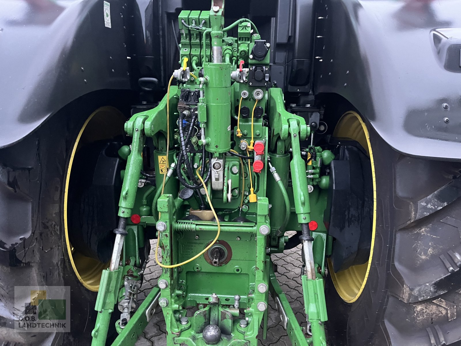 Traktor van het type John Deere 6250R, Gebrauchtmaschine in Langweid am Lech (Foto 5)