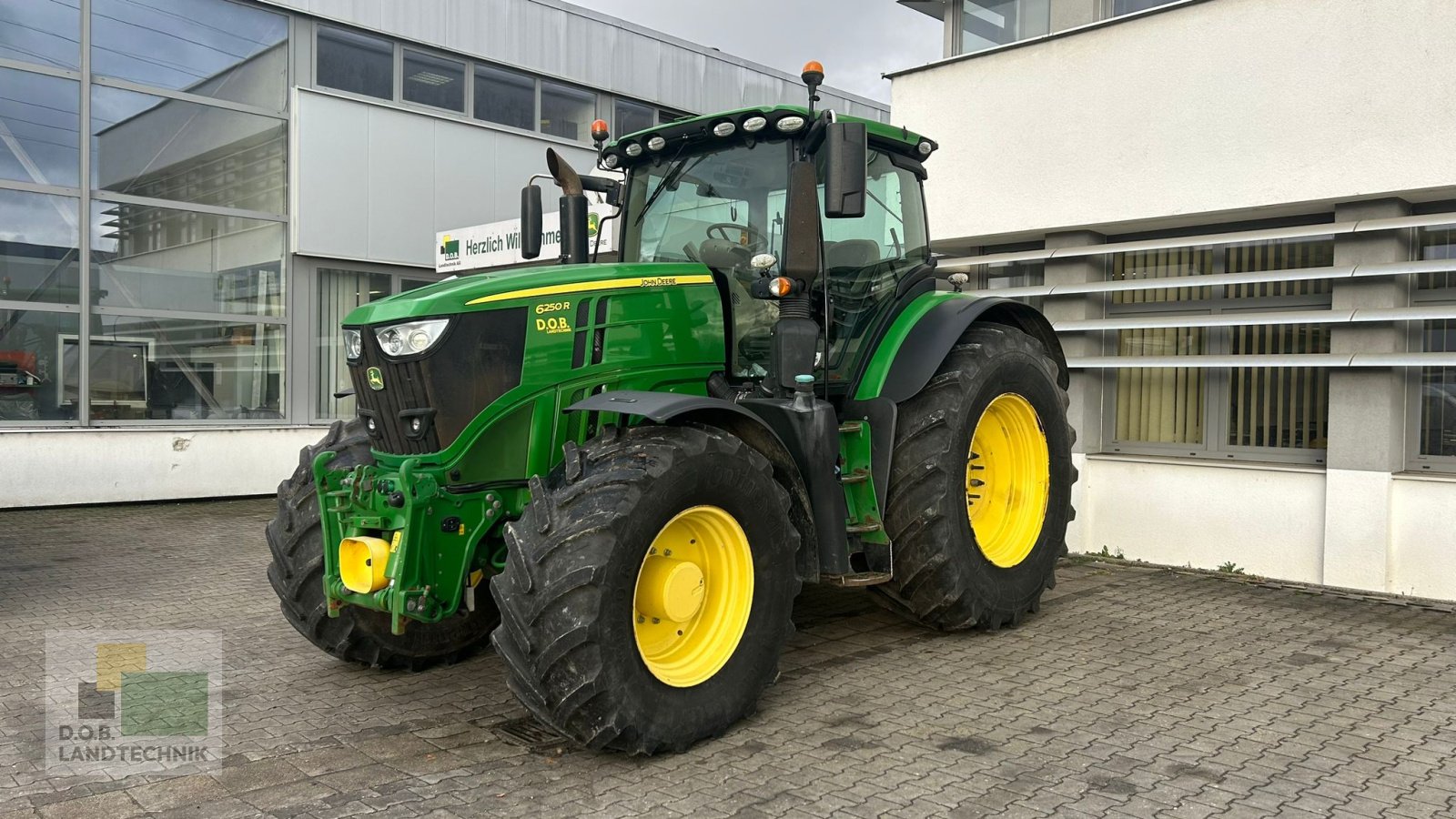 Traktor του τύπου John Deere 6250R, Gebrauchtmaschine σε Regensburg (Φωτογραφία 1)