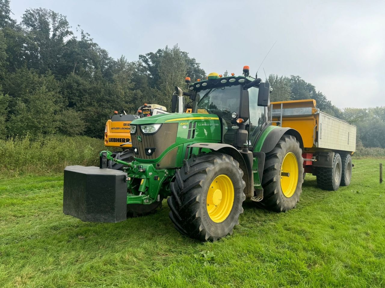 Traktor типа John Deere 6250R, Gebrauchtmaschine в Kesteren (Фотография 2)