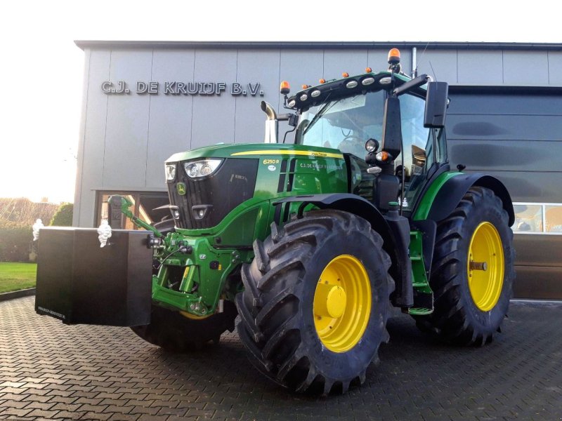 Traktor typu John Deere 6250R, Gebrauchtmaschine v Kesteren