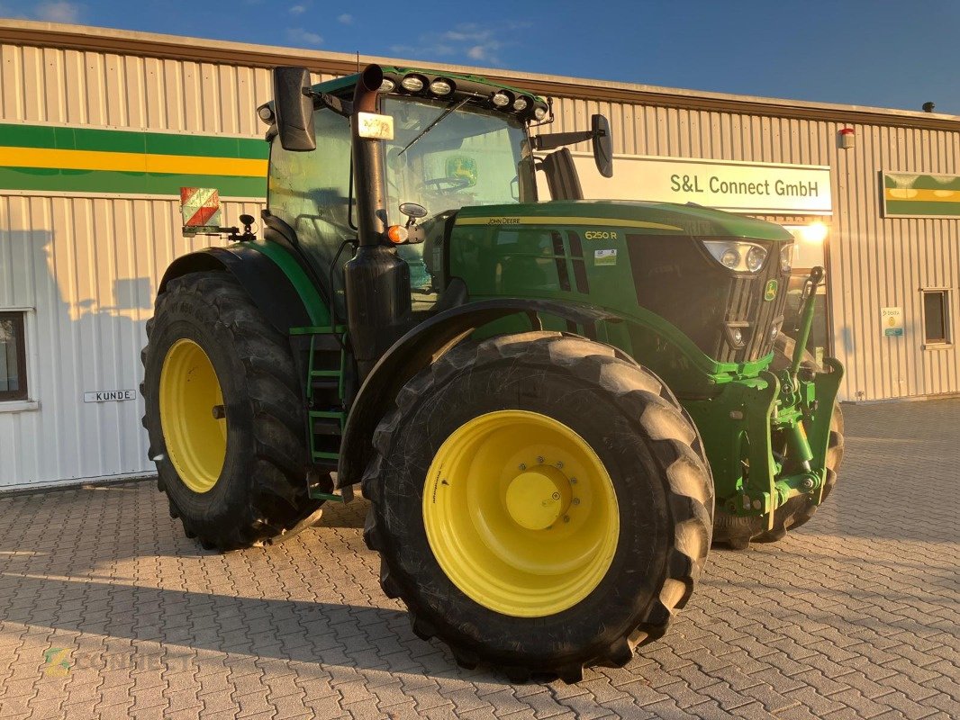 Traktor van het type John Deere 6250r, Gebrauchtmaschine in Gerichshain (Foto 3)