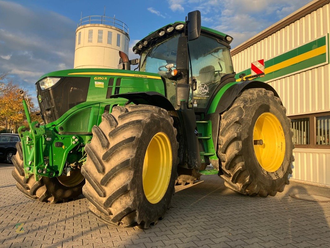 Traktor van het type John Deere 6250r, Gebrauchtmaschine in Gerichshain (Foto 7)