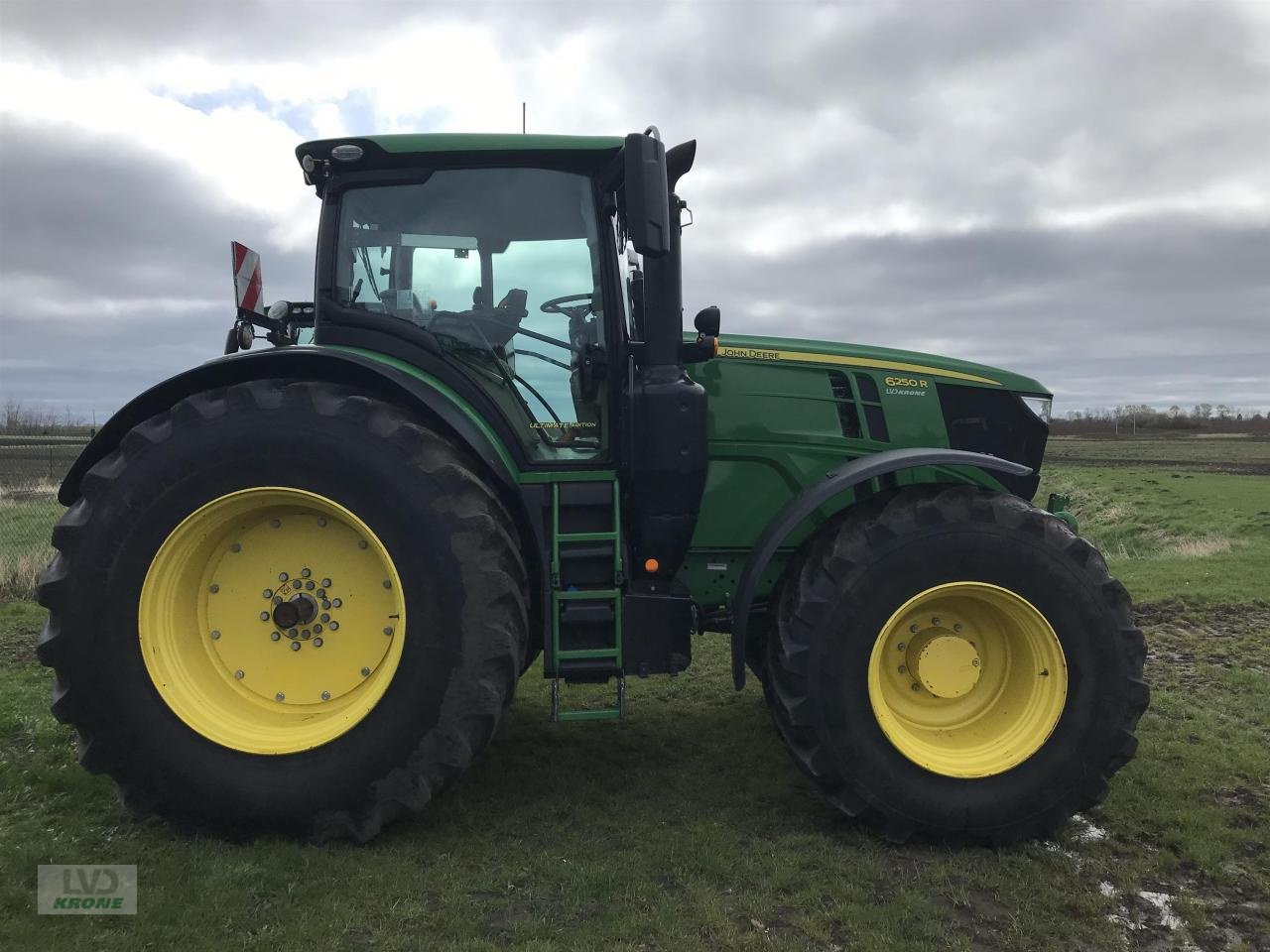 Traktor typu John Deere 6250R, Gebrauchtmaschine w Alt-Mölln (Zdjęcie 2)