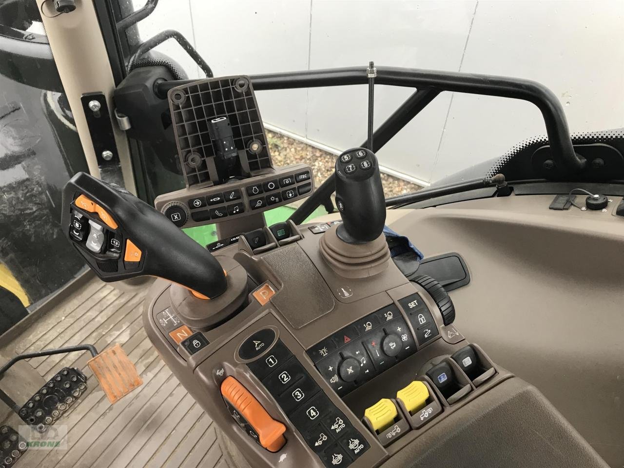 Traktor a típus John Deere 6250R, Gebrauchtmaschine ekkor: Alt-Mölln (Kép 10)