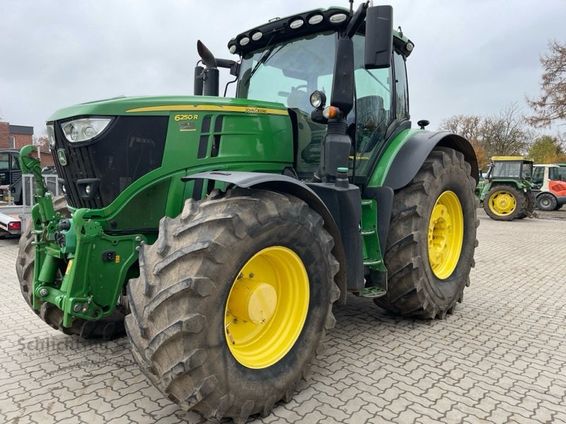 Traktor van het type John Deere 6250R, Gebrauchtmaschine in Marxen (Foto 1)