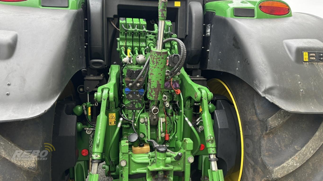 Traktor des Typs John Deere 6250R, Gebrauchtmaschine in Aurich (Bild 24)