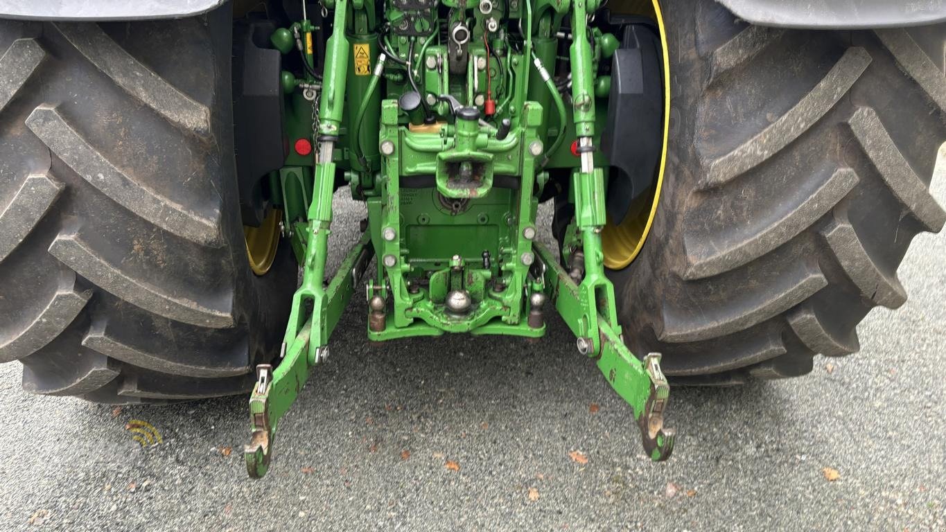 Traktor des Typs John Deere 6250R, Gebrauchtmaschine in Aurich (Bild 25)