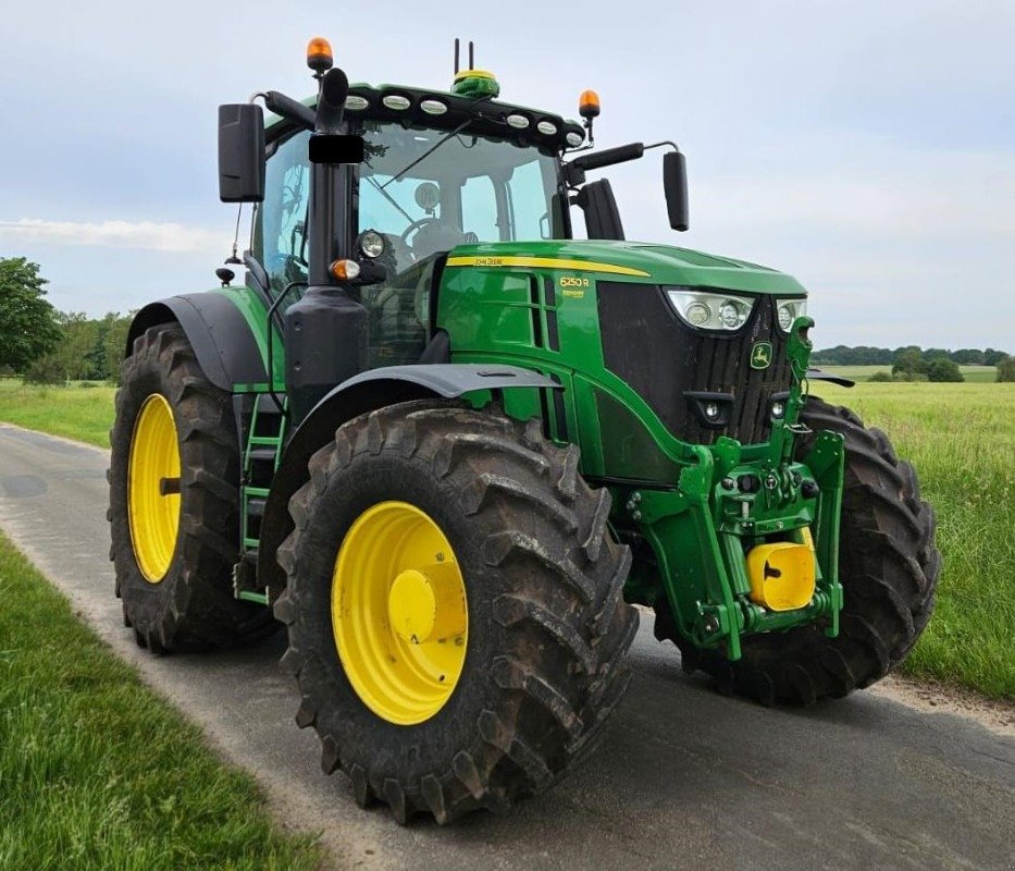 Traktor типа John Deere 6250R, Gebrauchtmaschine в Sittensen (Фотография 3)