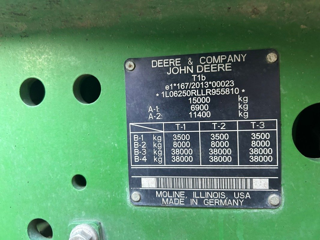 Traktor des Typs John Deere 6250R, Gebrauchtmaschine in Sittensen (Bild 12)