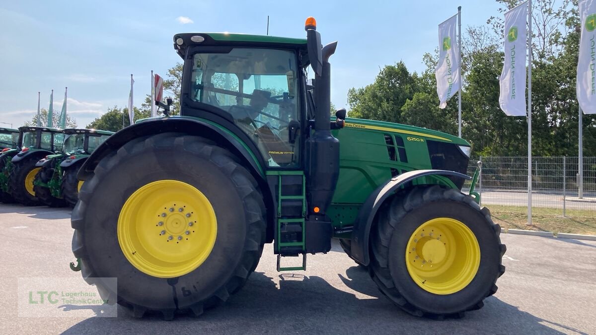 Traktor типа John Deere 6250R, Gebrauchtmaschine в Eggendorf (Фотография 8)