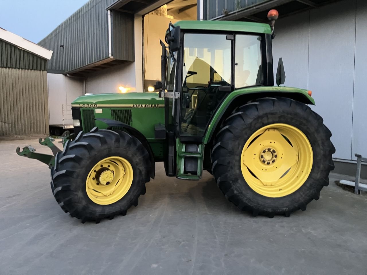 Traktor del tipo John Deere 6300, Gebrauchtmaschine en St. - Jacobiparochie (Imagen 5)