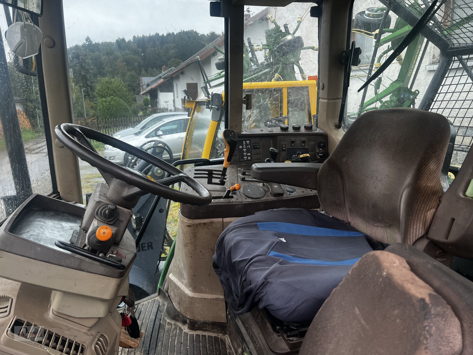 Traktor van het type John Deere 6310, Gebrauchtmaschine in Regen (Foto 8)