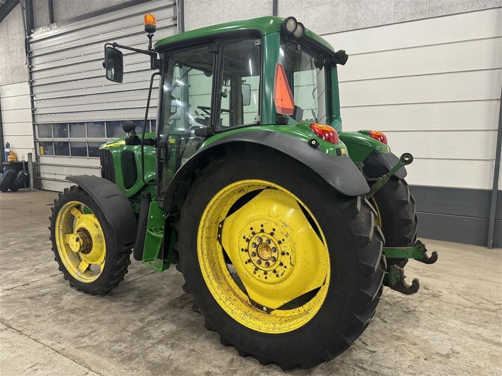 Traktor Türe ait John Deere 6320 Frontlift og Pto, Gebrauchtmaschine içinde Haderup (resim 5)