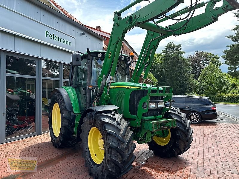 Traktor типа John Deere 6320 Premium Frontlader PowrQuad Frontlader, Gebrauchtmaschine в Neuenkirchen-Vinte (Фотография 1)