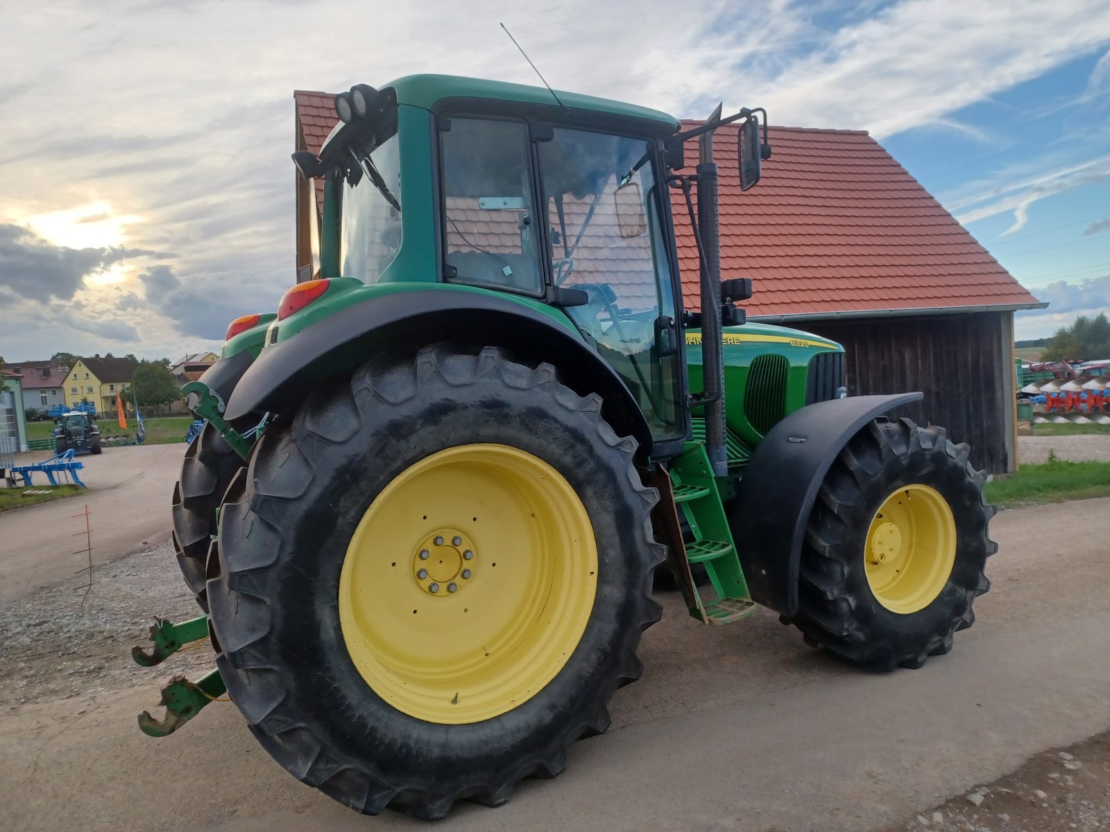 Traktor типа John Deere 6320  Premium, Gebrauchtmaschine в Uffenheim (Фотография 5)