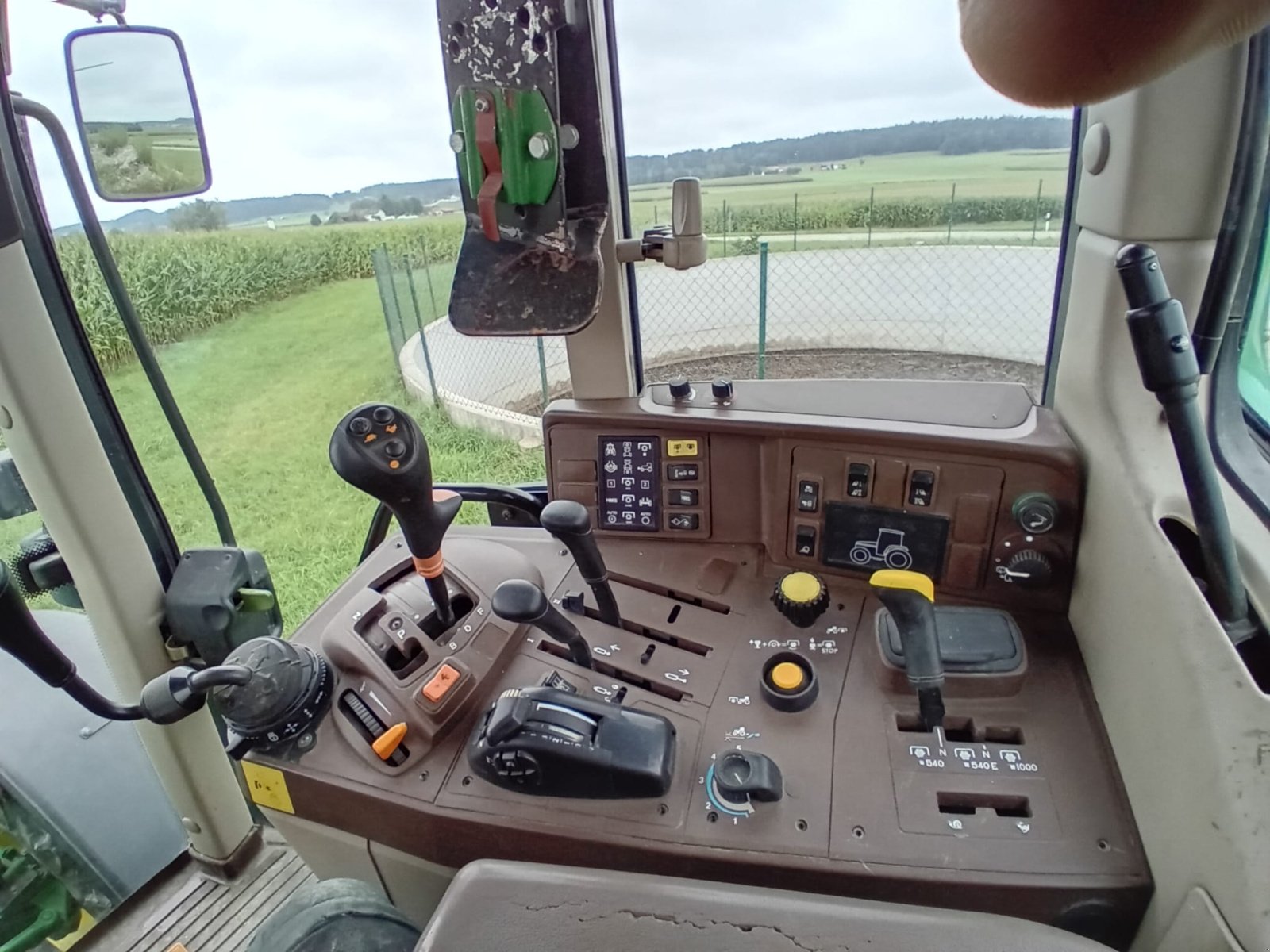 Traktor Türe ait John Deere 6320  Premium, Gebrauchtmaschine içinde Maitenbeth (resim 7)