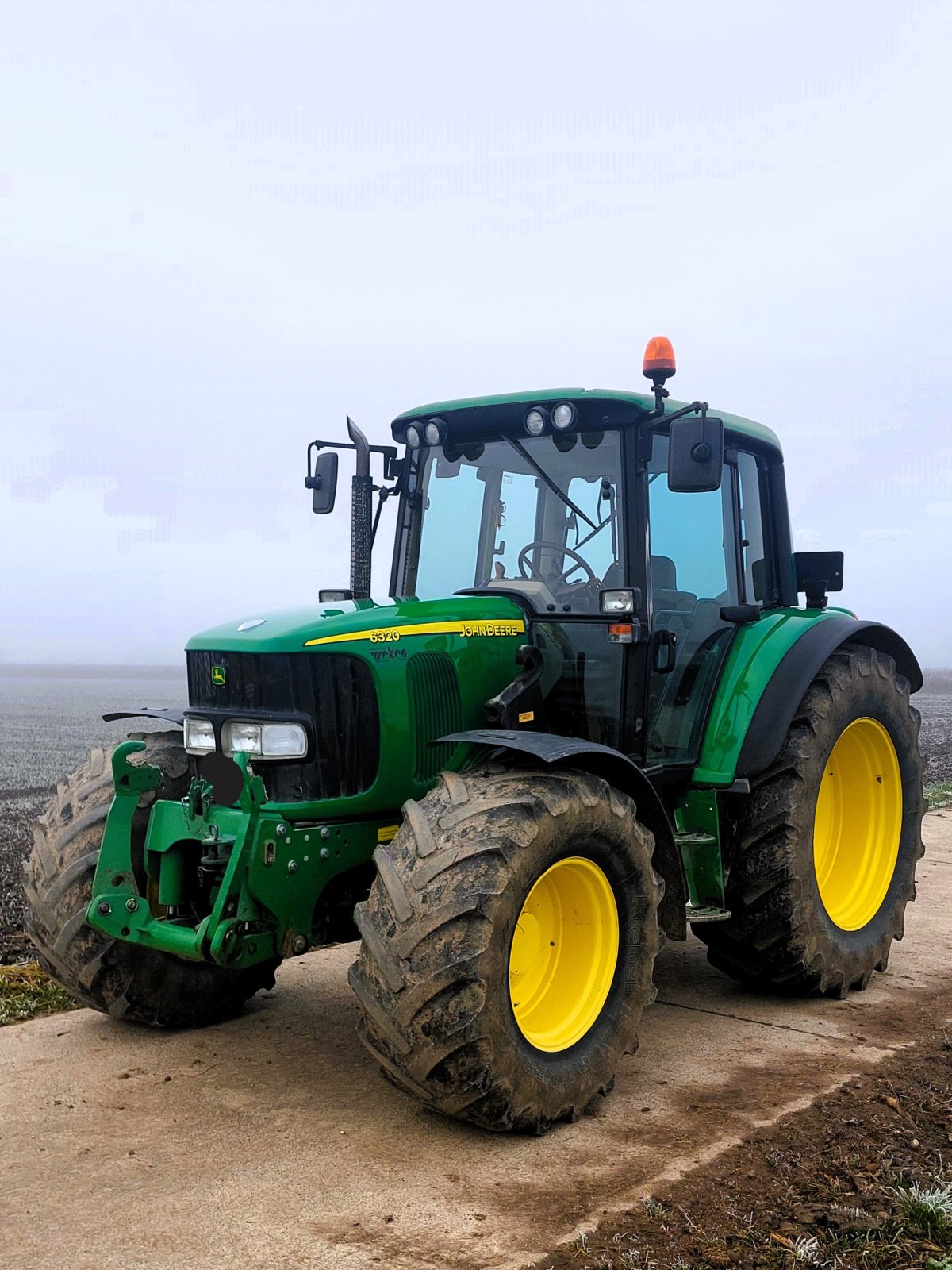 Traktor van het type John Deere 6320  Premium, Gebrauchtmaschine in Dillingen an der Donau (Foto 1)