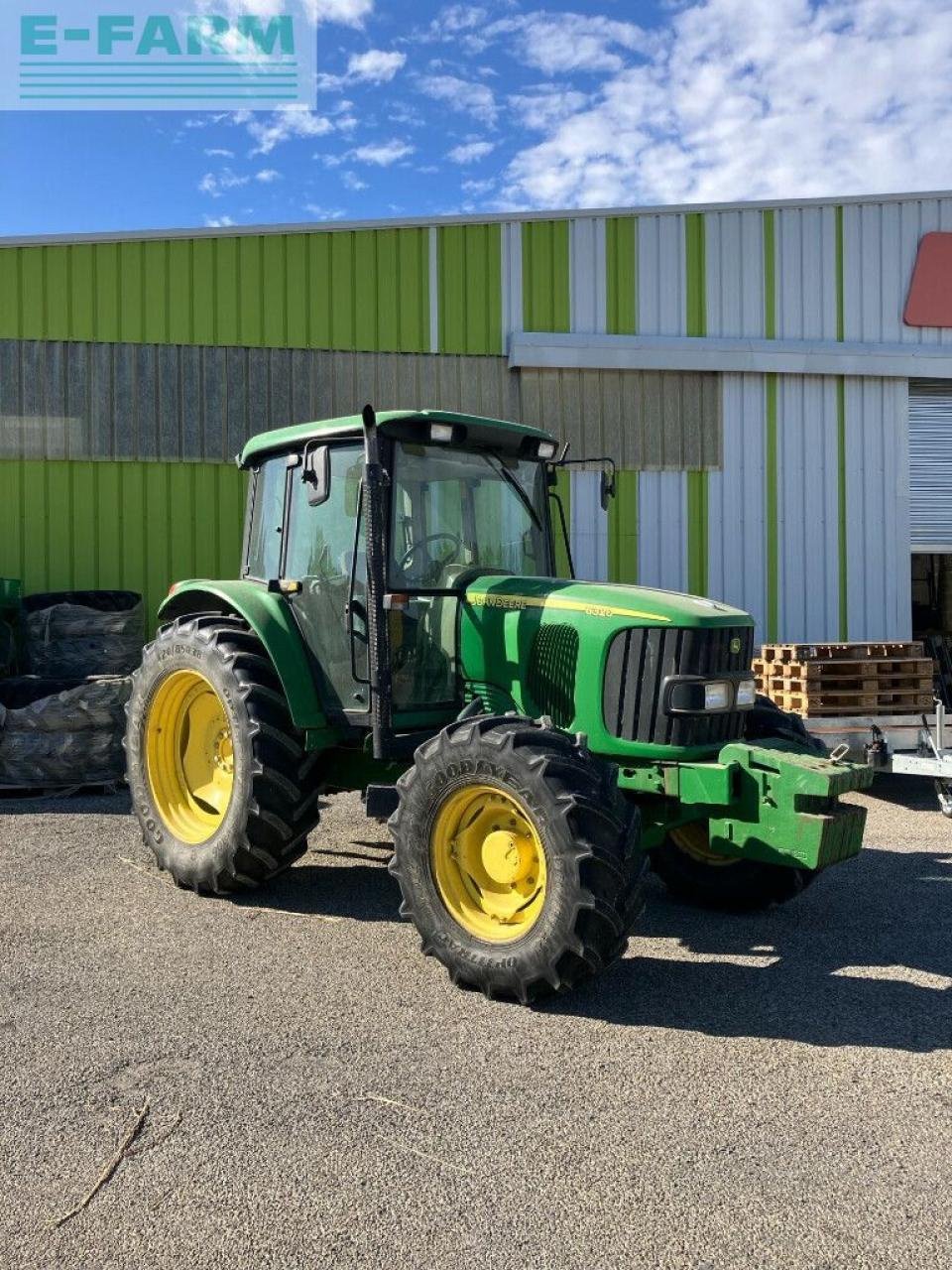 Traktor типа John Deere 6320, Gebrauchtmaschine в ST ANDIOL (Фотография 1)