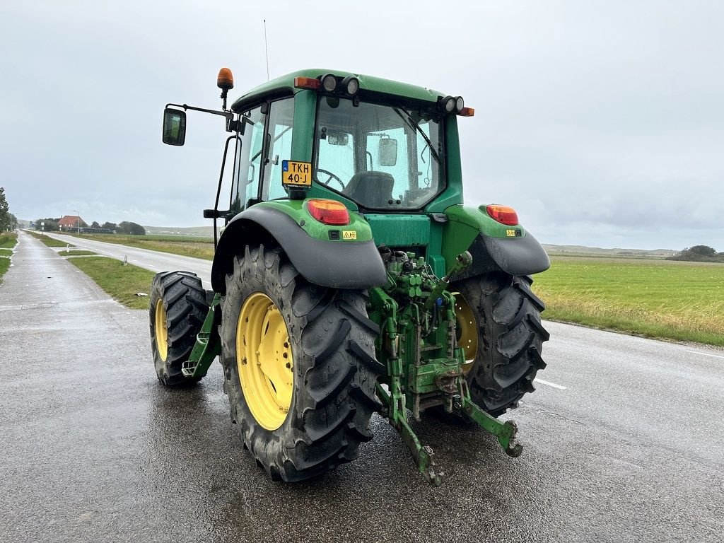 Traktor des Typs John Deere 6320, Gebrauchtmaschine in Callantsoog (Bild 9)