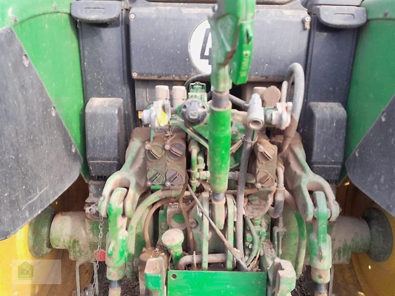 Traktor des Typs John Deere 6330 *erst 3200 Stunden*, Gebrauchtmaschine in Salsitz (Bild 12)