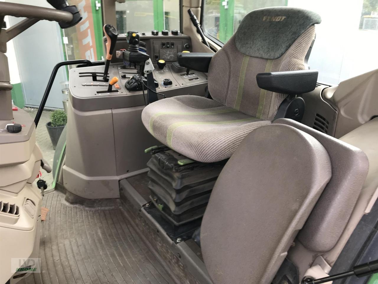 Traktor от тип John Deere 6330 Power, Gebrauchtmaschine в Alt-Mölln (Снимка 9)