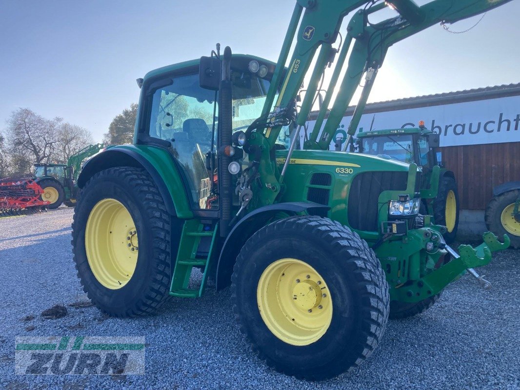 Traktor van het type John Deere 6330 Premium Kommunaltraktor, Gebrauchtmaschine in Kanzach (Foto 3)