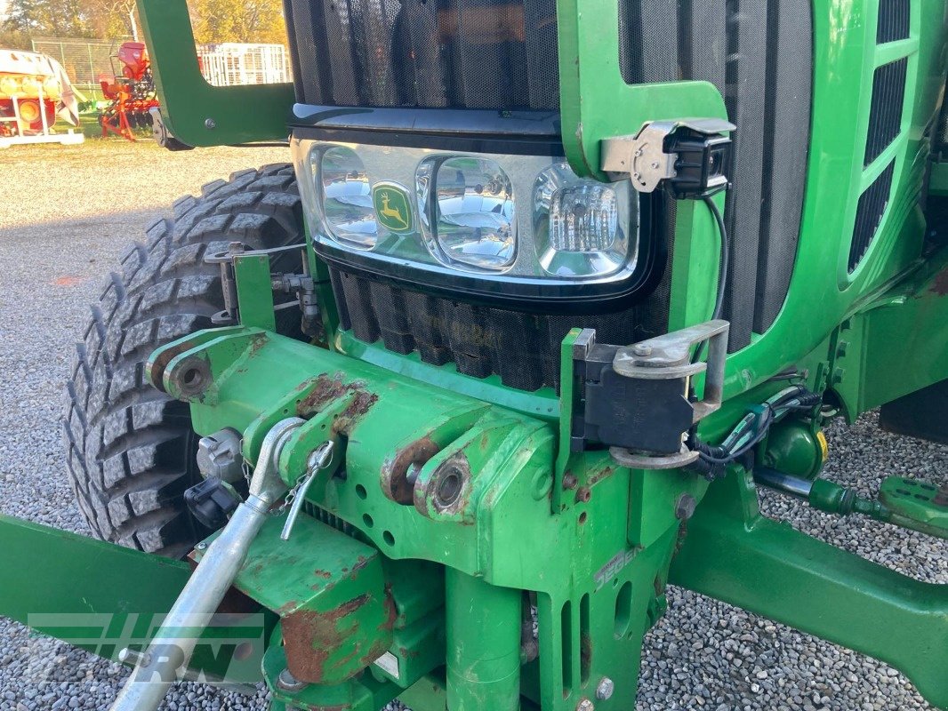 Traktor of the type John Deere 6330 Premium Kommunaltraktor, Gebrauchtmaschine in Kanzach (Picture 9)